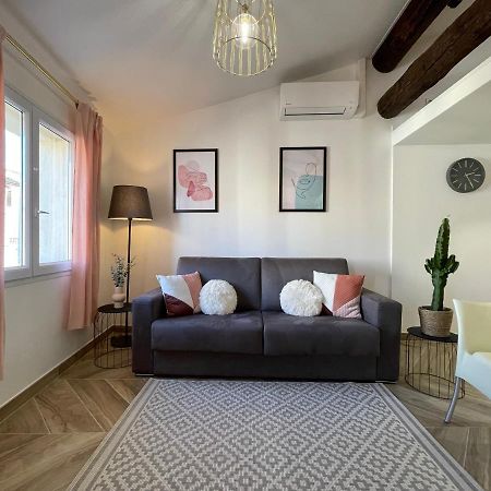 Nice Renting - Massena - Loft - Heart Of Vieil Antibes - The Market With Sea View Exterior foto
